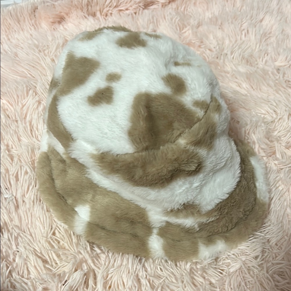 Amazon Kids Faux Fur Bucket Hat - Brown and White